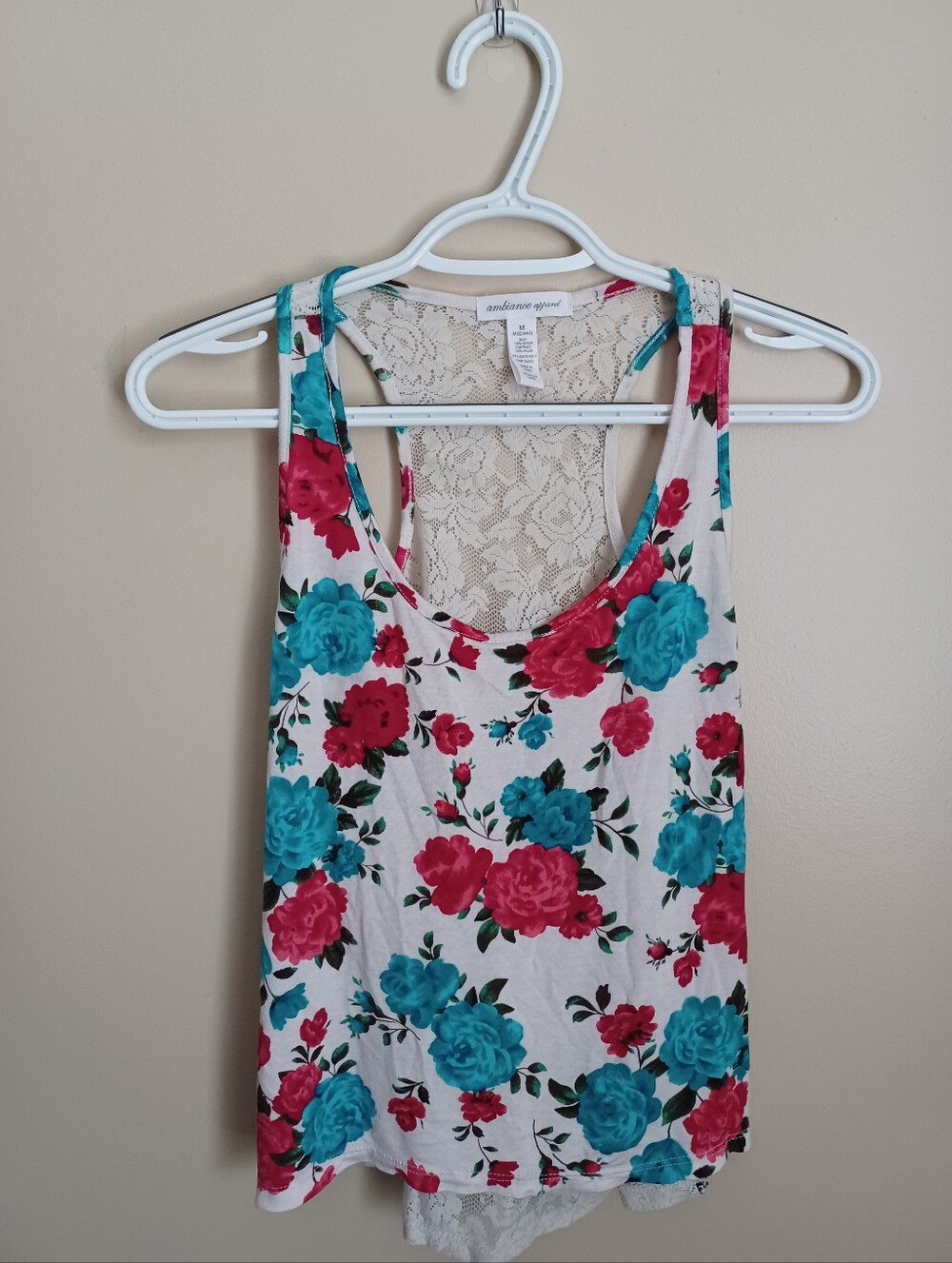 Women's Size Medium Floral Lace White Multicolor Ambiance Apparel Tank Top Shirt